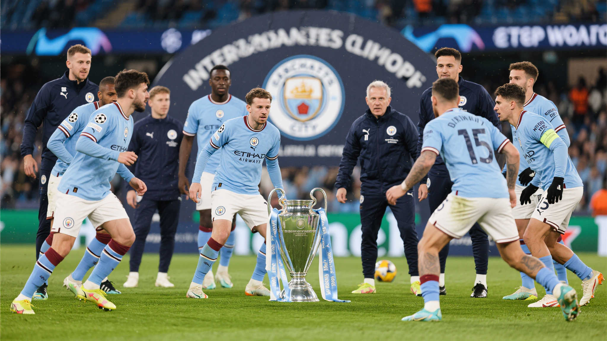 尽管如此，对于任何俱乐部来说，国际足坛具有特殊地位